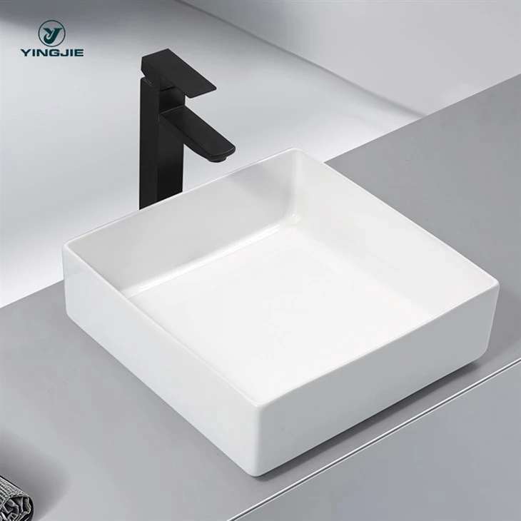 Lavabo da appoggio quadrato in ceramica resistente